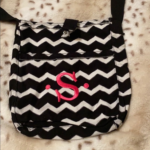 Thirty One Cross Body “S” Monogram - Picture 2 of 3
